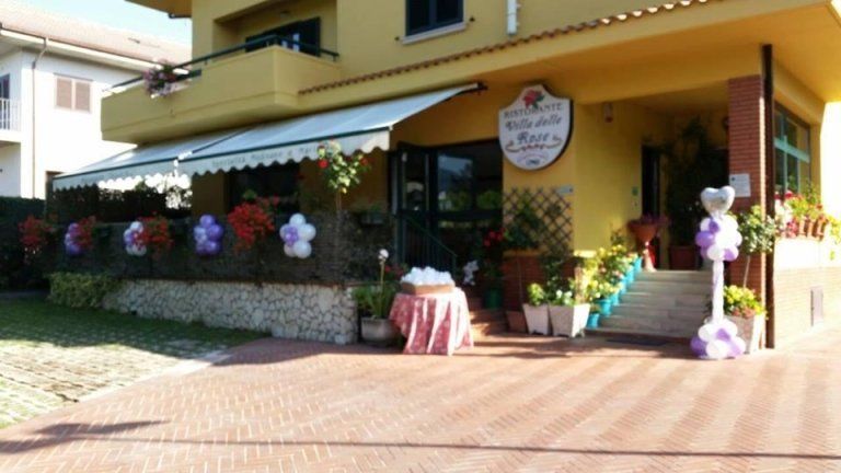 dehors di un ristorante