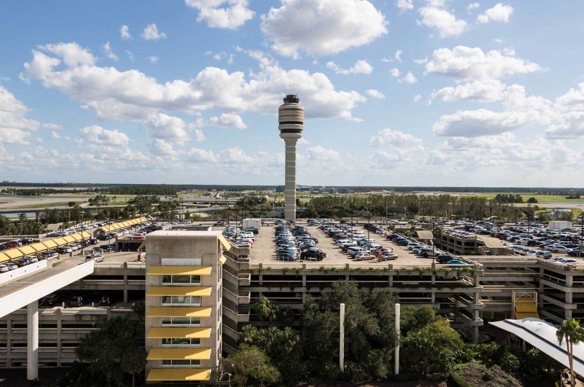Orlando international airport parking