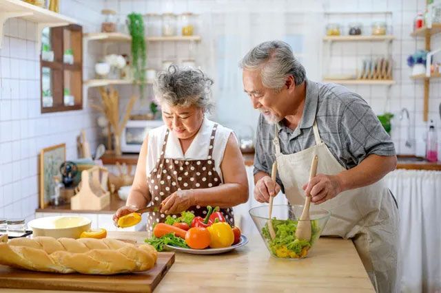 Senior Couple — Camarillo, CA — The Premier Cleaning Service Inc Senior Couple — Camarillo, CA — The Premier Cleaning Service Inc