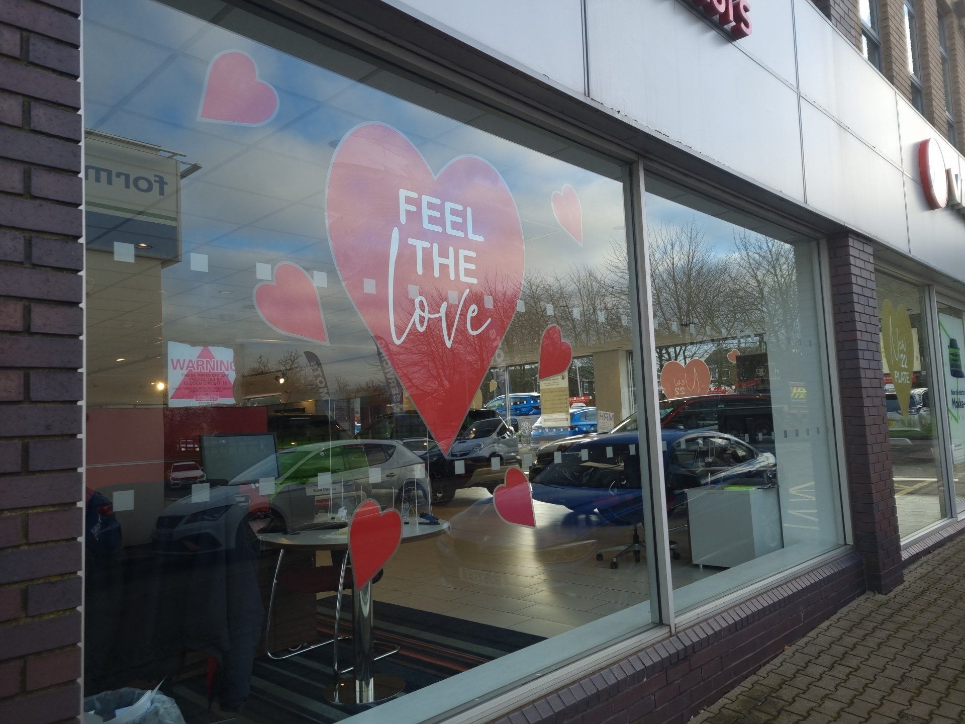 Window Graphics, Window Design, Graphics, vinyl window graphics, Signs, Windows advertising,  Window,, window graphics for shops, window graphics for offices, window graphics for restaurants, window graphics for cars, window graphics for businesses