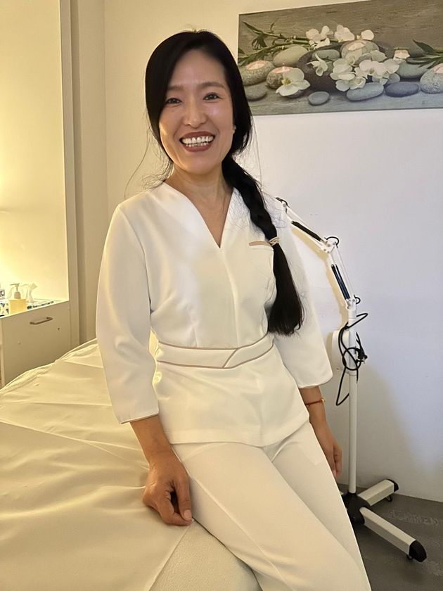 Eigenaresse massage salon ZenFlow Miss Anna Xu