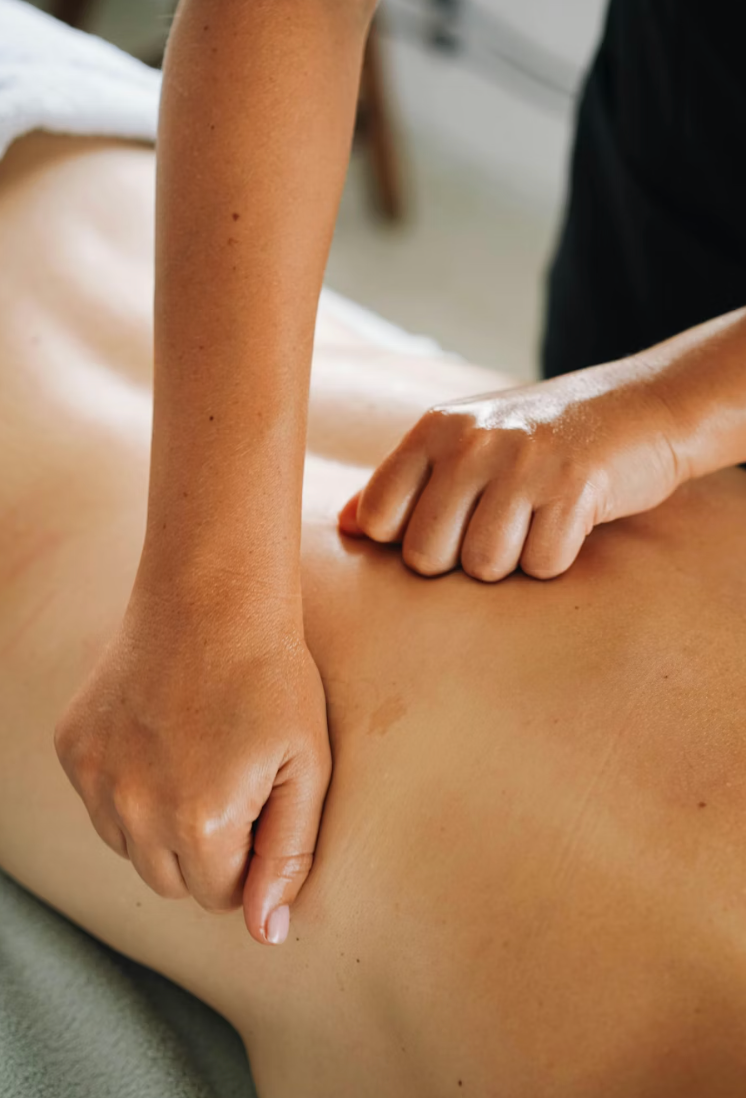 Miss Anna Xu eigenares van massage salon ZenFlow.