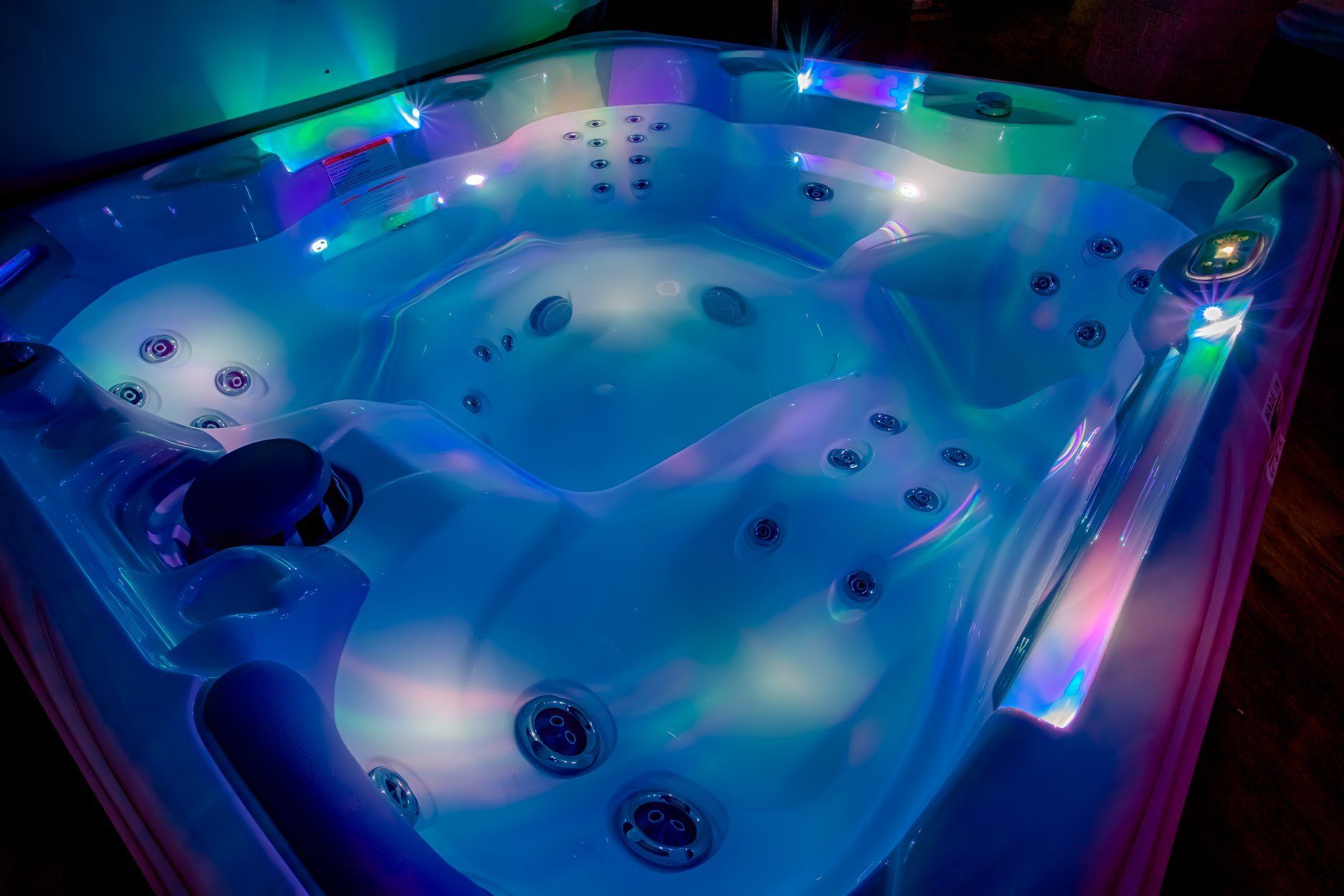 South Seas 729L Holiday let hot tub from Hot Tub Haven