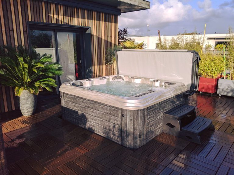 Artesian Spas Island Spas Nevis 45 hot tub from Hot Tub Haven in Surrey