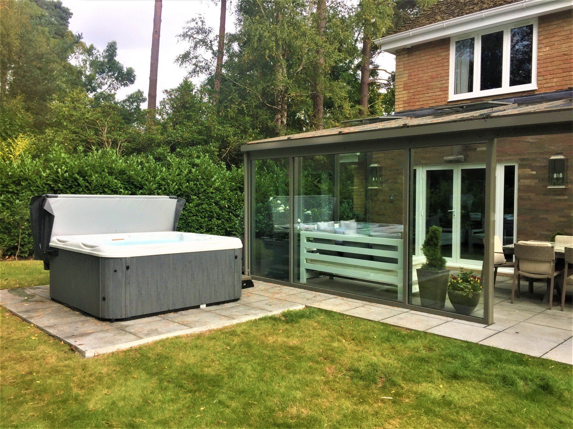 Hot Tub Haven Artesian Spas 735L Special Edition
