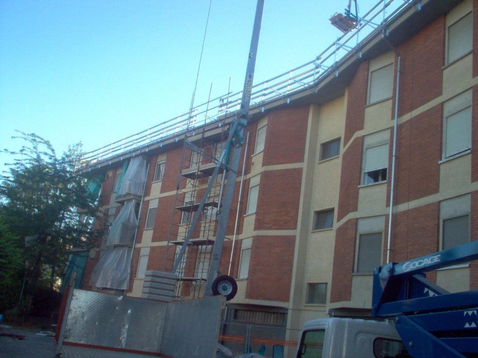 rimozione amianto da un condominio