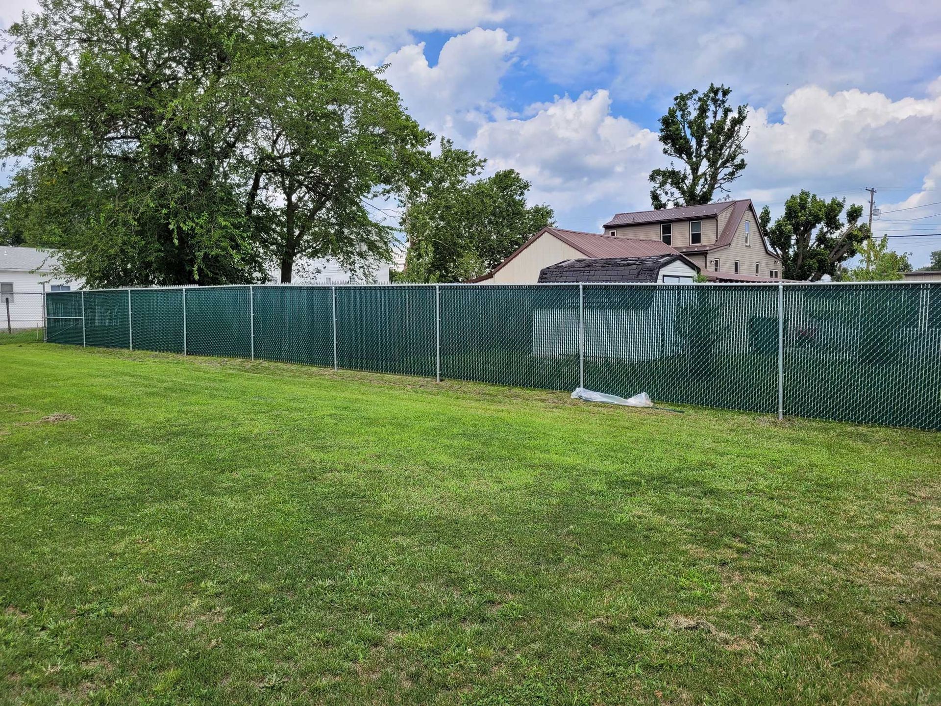 Green chain fences — Shippensburg, PA — Nealy Fence