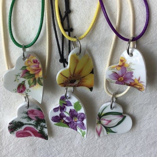 Necklace, Broken China, (81-A-1)