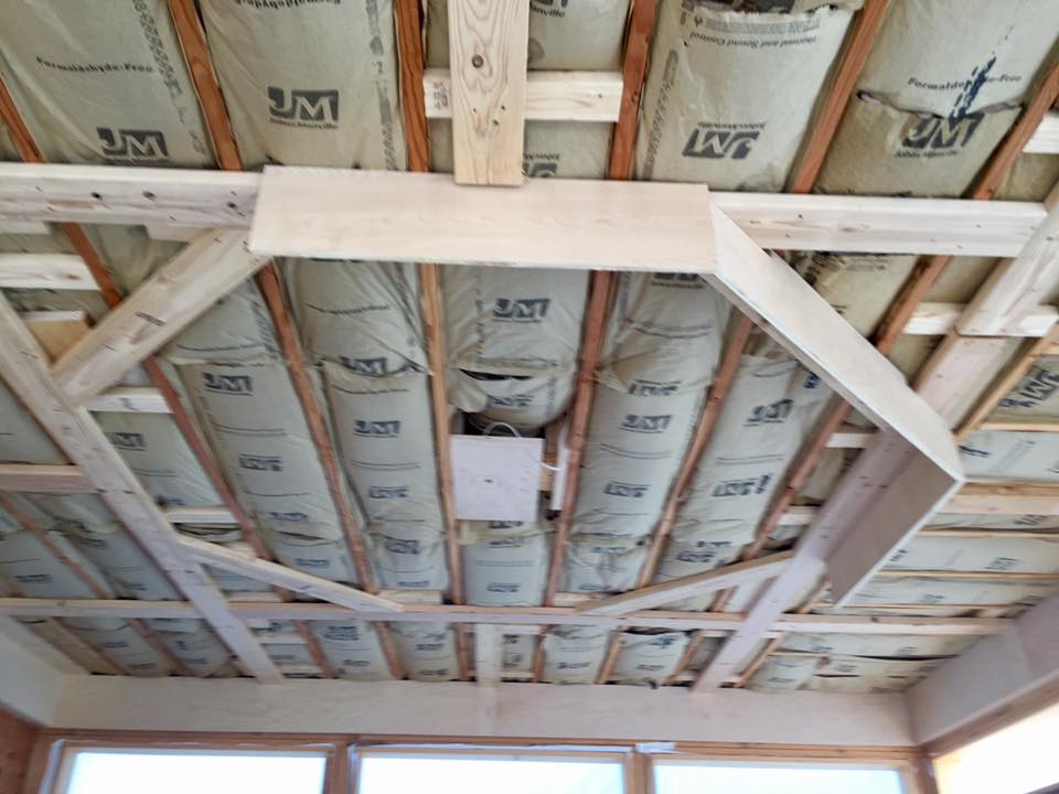 outline for octagonal ceiling feature