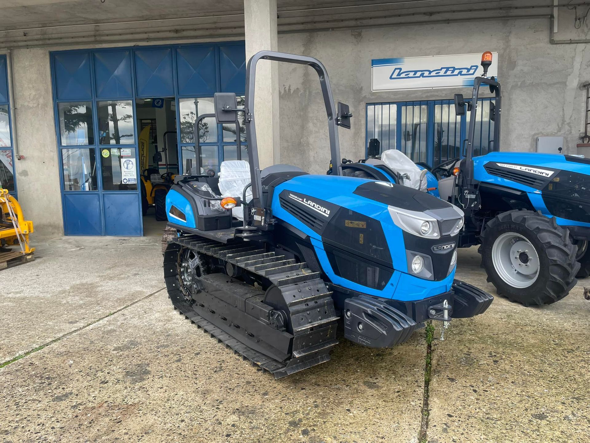 trattore landini