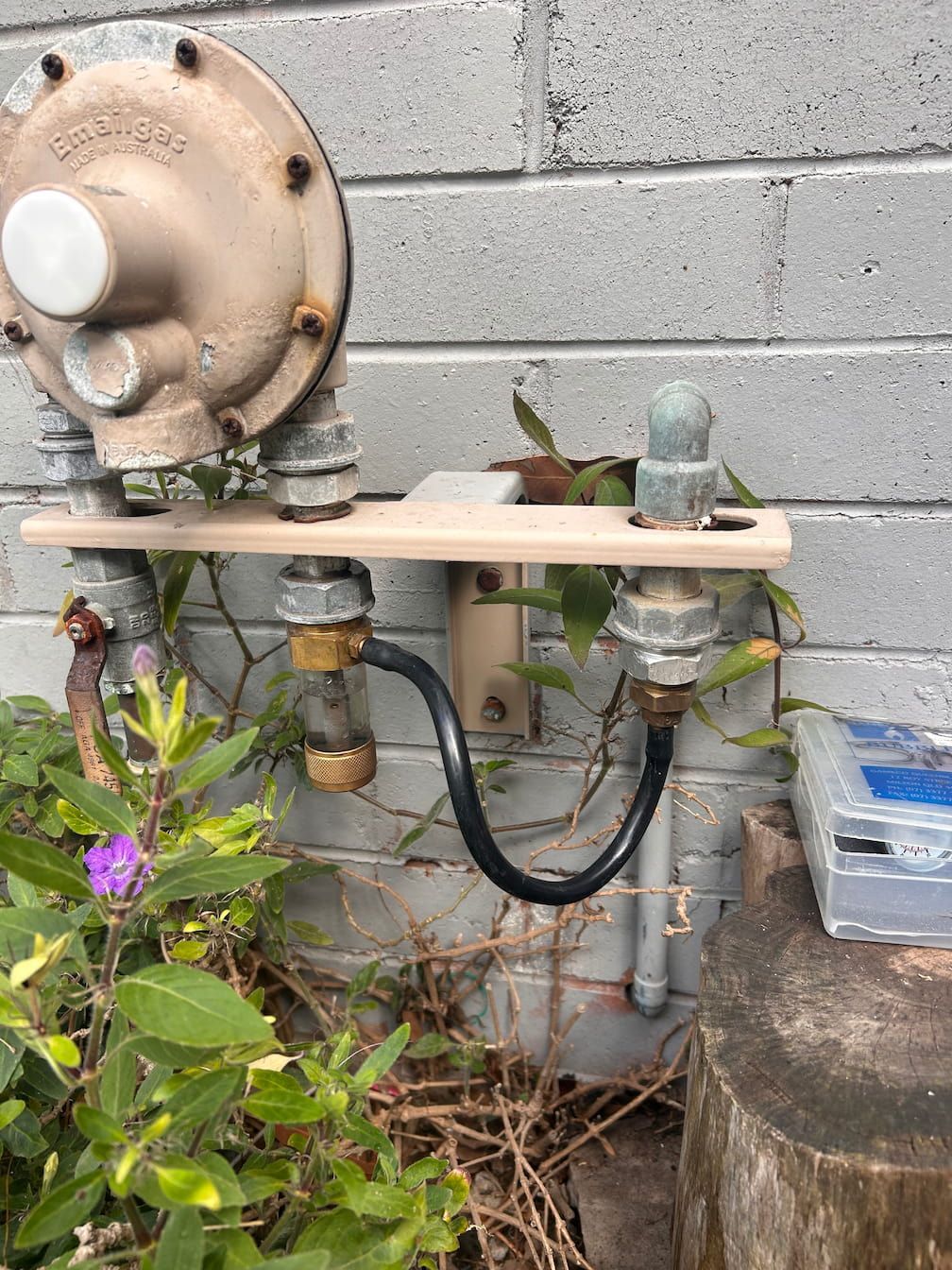 A Gas Set Up Next To A House — Herron Plumbing in Flinders, NSW