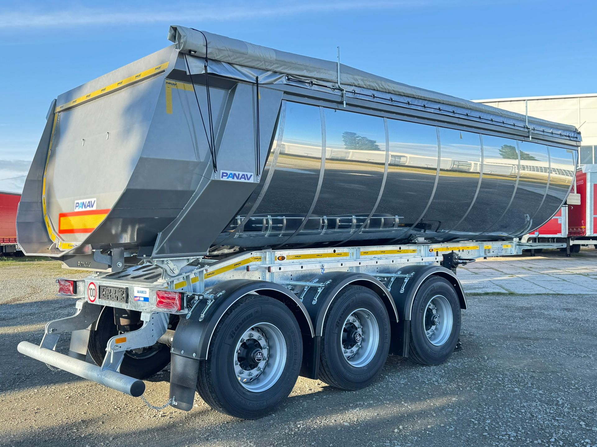 PANAV Hardox pašizgāzējs, Isoxx, Asaflts, asfalta pārvadājumi, safalta pašizgāzējs, puspiekabe panav, Hardox puspiekabe, asfalta vedējs, schmitz, bodex, meiller, schwarzmueller, wielton, kempf, reisch, mega, carnehl, langendorf, tisvol, siderale, terra, halfpipe tipper, kallur, savivartes puspriekaba, hardox 5 mm, самосвал полуприцеп.