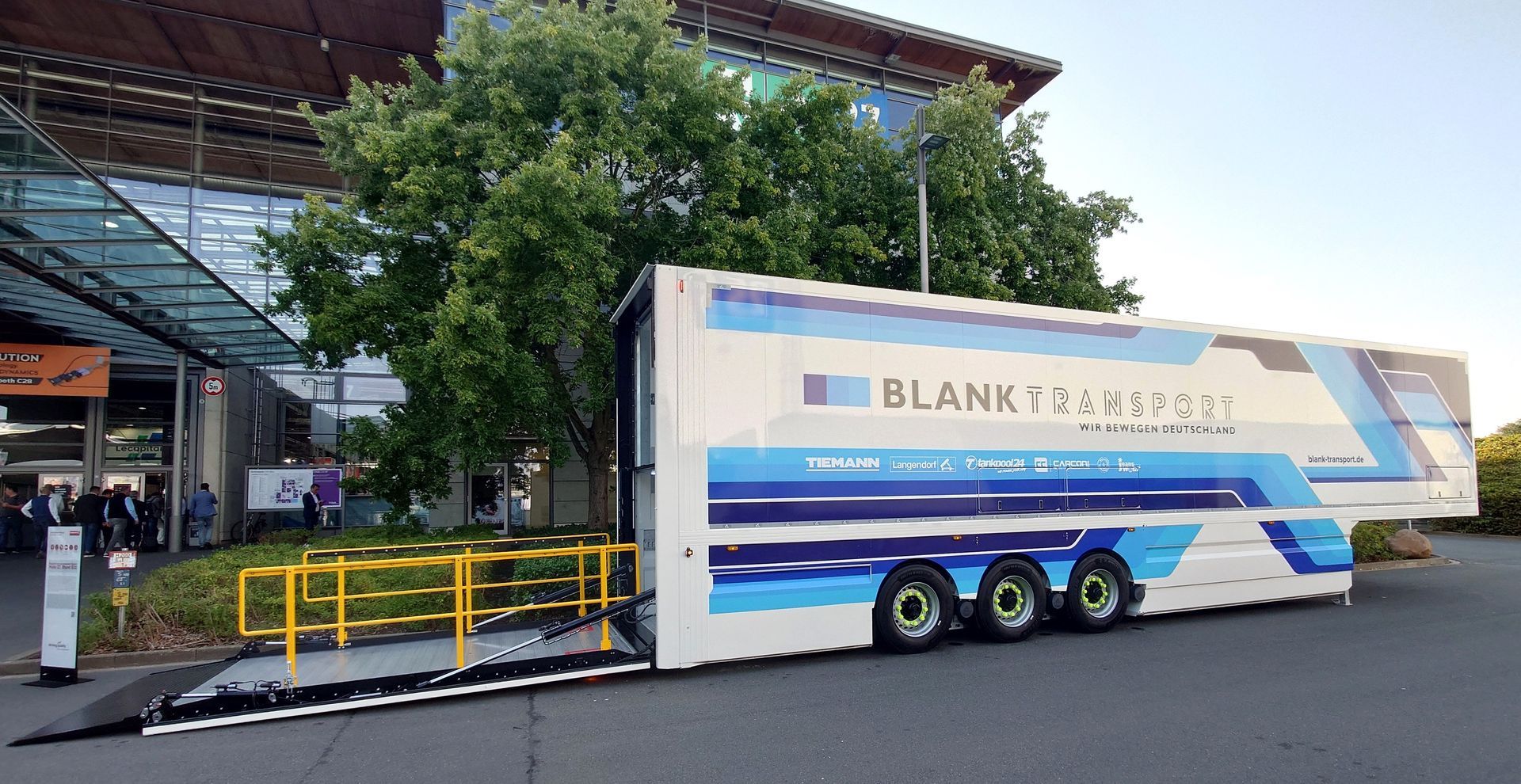 Langendorf Flexliner, double deck, divstāvu piekabe, FNA, FRC, Dhollandia lifts, Wielton group,Van Eck, refrižerators, temperatūras pārvadājumi, piegādes puspiekabe, pilsētas puspiekabe, sporta autovedējs, darbnīca, veikalu apgāde, lidl, rimi, maxima, top, citro, bpw