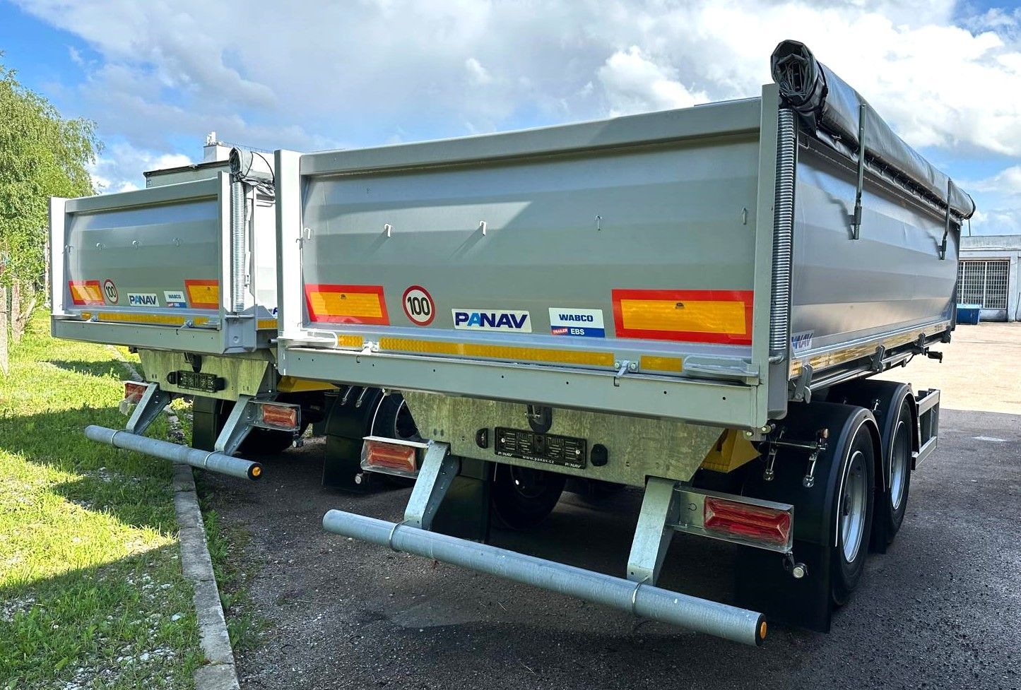 Panav piekabes puspiekabes izotermisks furgons, kokvedējs, pašizgāzējs piekabe puspiekabe прицеп полуприцеп самосвал tipper kipper dumper