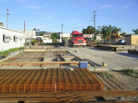 Tilt Panelling & Concrete — Redlynch, QLD — Wes Mansfield Construction