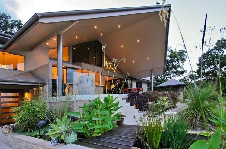 Residential Home Garden — Redlynch, QLD — Wes Mansfield Construction