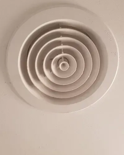 White Air Vent on the Ceiling of a Room | East Gosford, NSW | Clark’s Insulations 