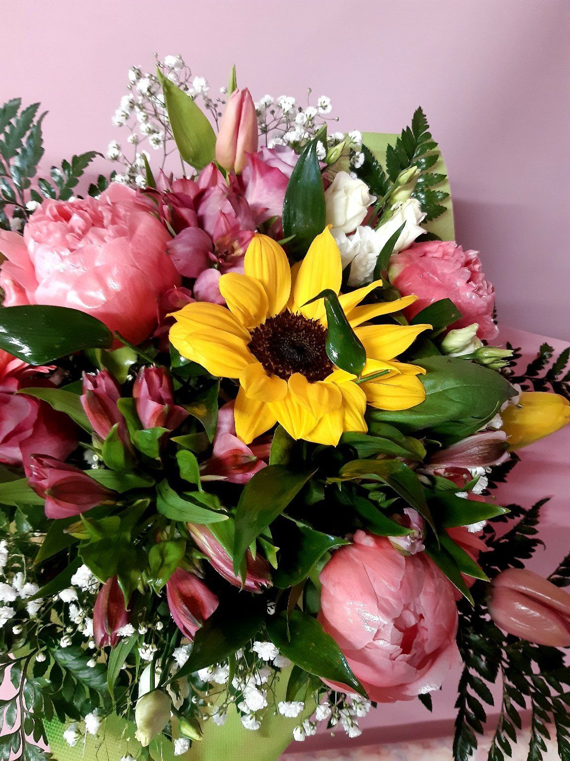 Mixed flower bouquet