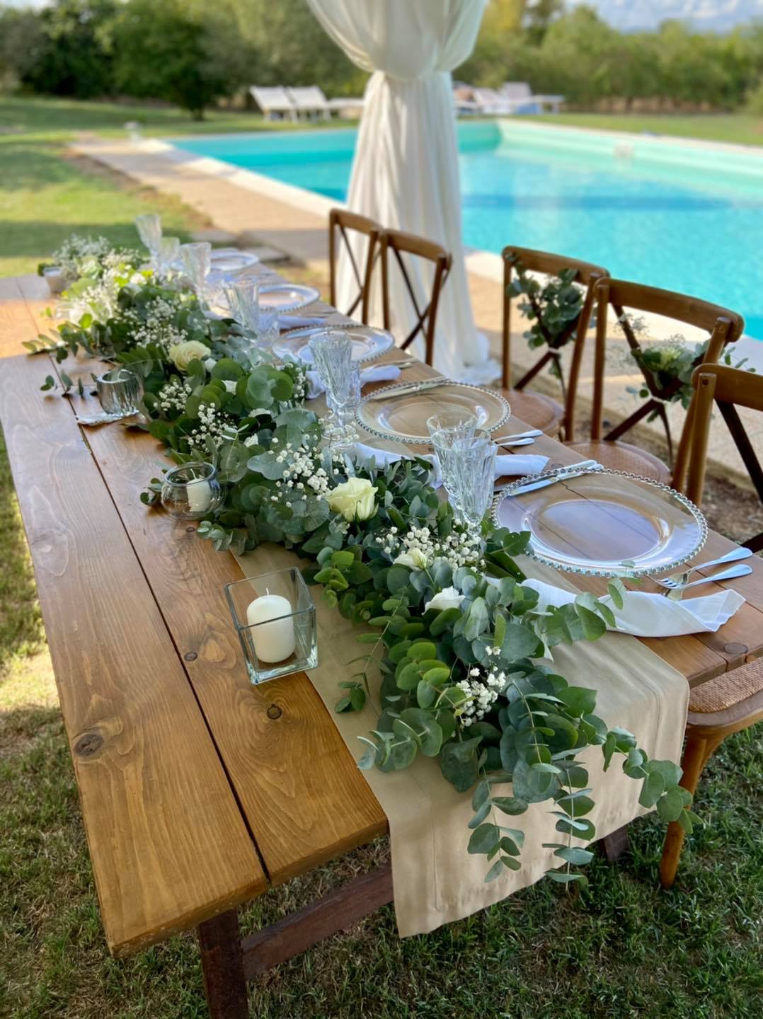 Floral decorations as centrepieces