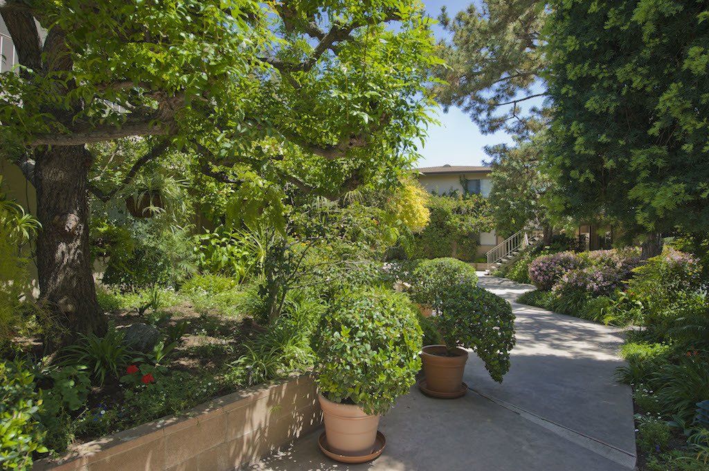 huntington sunset exterior