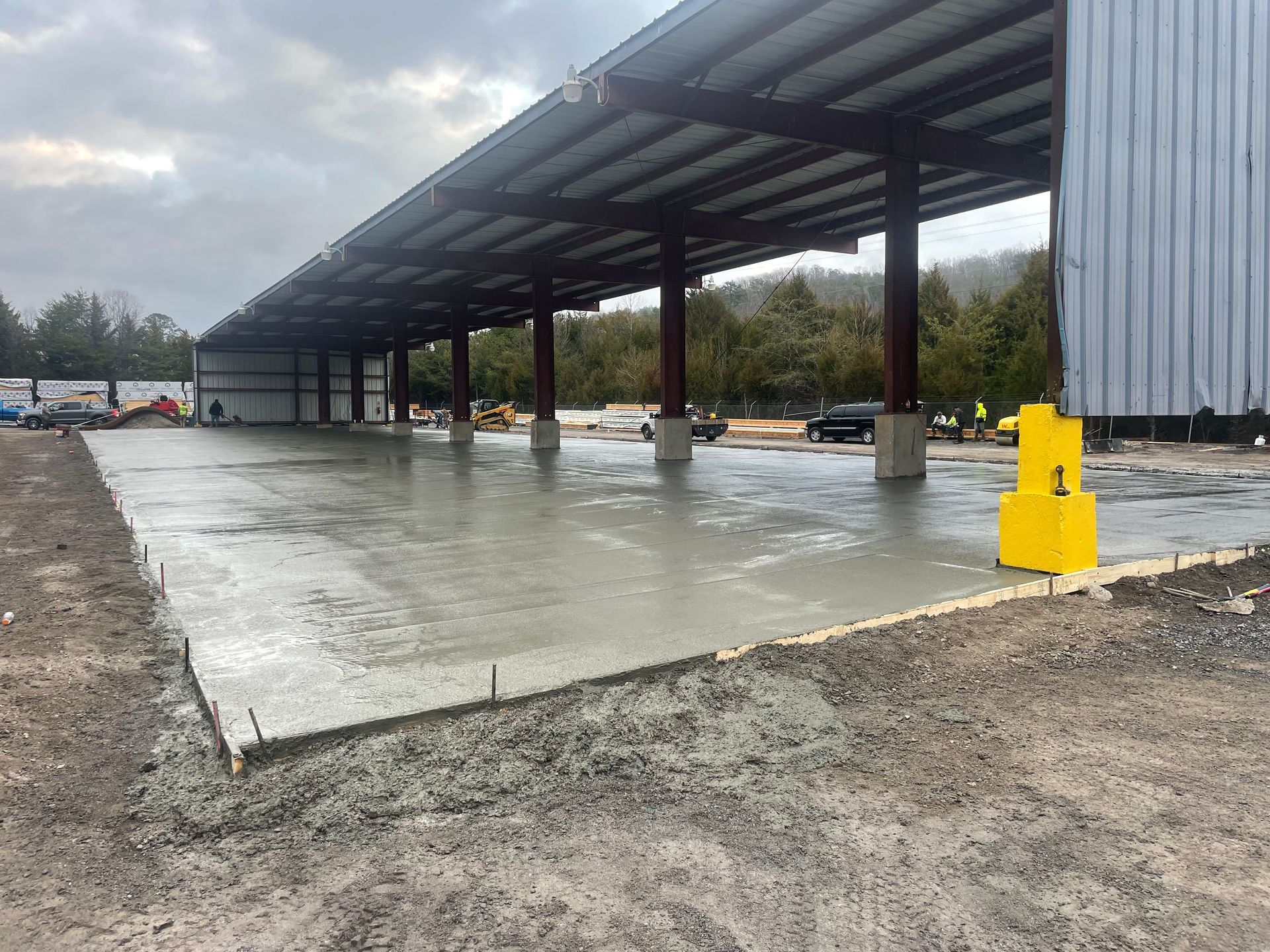 Wet Asphalt Paver — Wilmington, DE — Driveway Man LLC