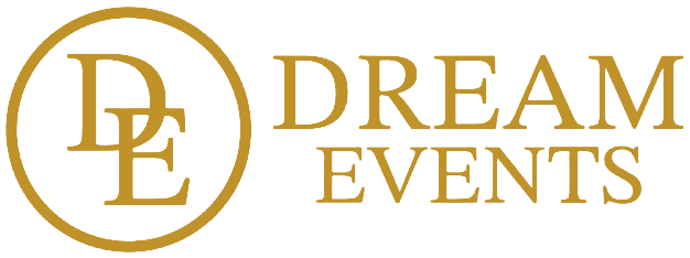 Un logo color oro con le lettere "DE" all'interno di un cerchio, seguite dalla scritta "DREAM EVENTS" a destra.