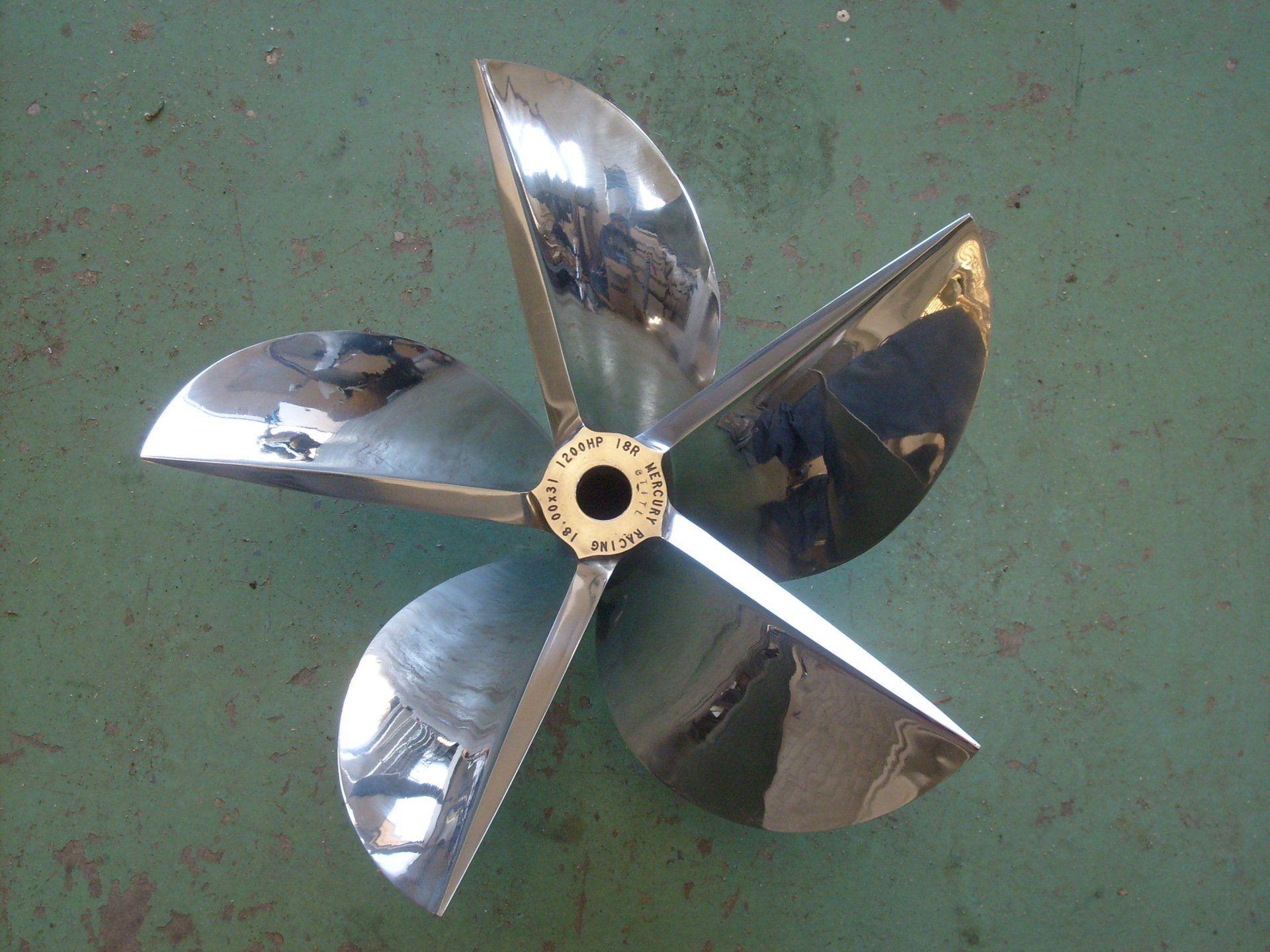 propeller19