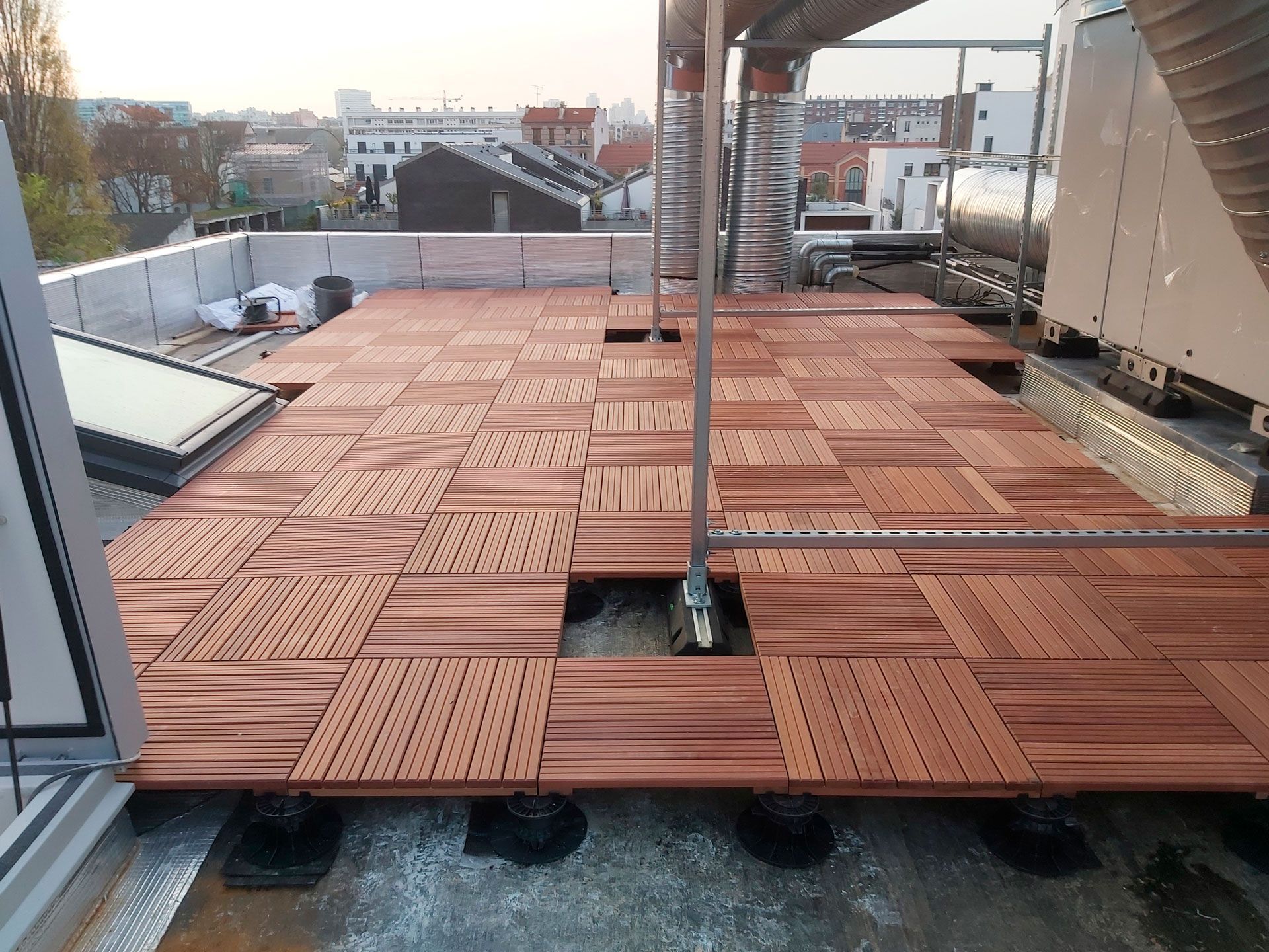 étanchéité terrasse dalles sur plots Paris – reprise évacuation EP