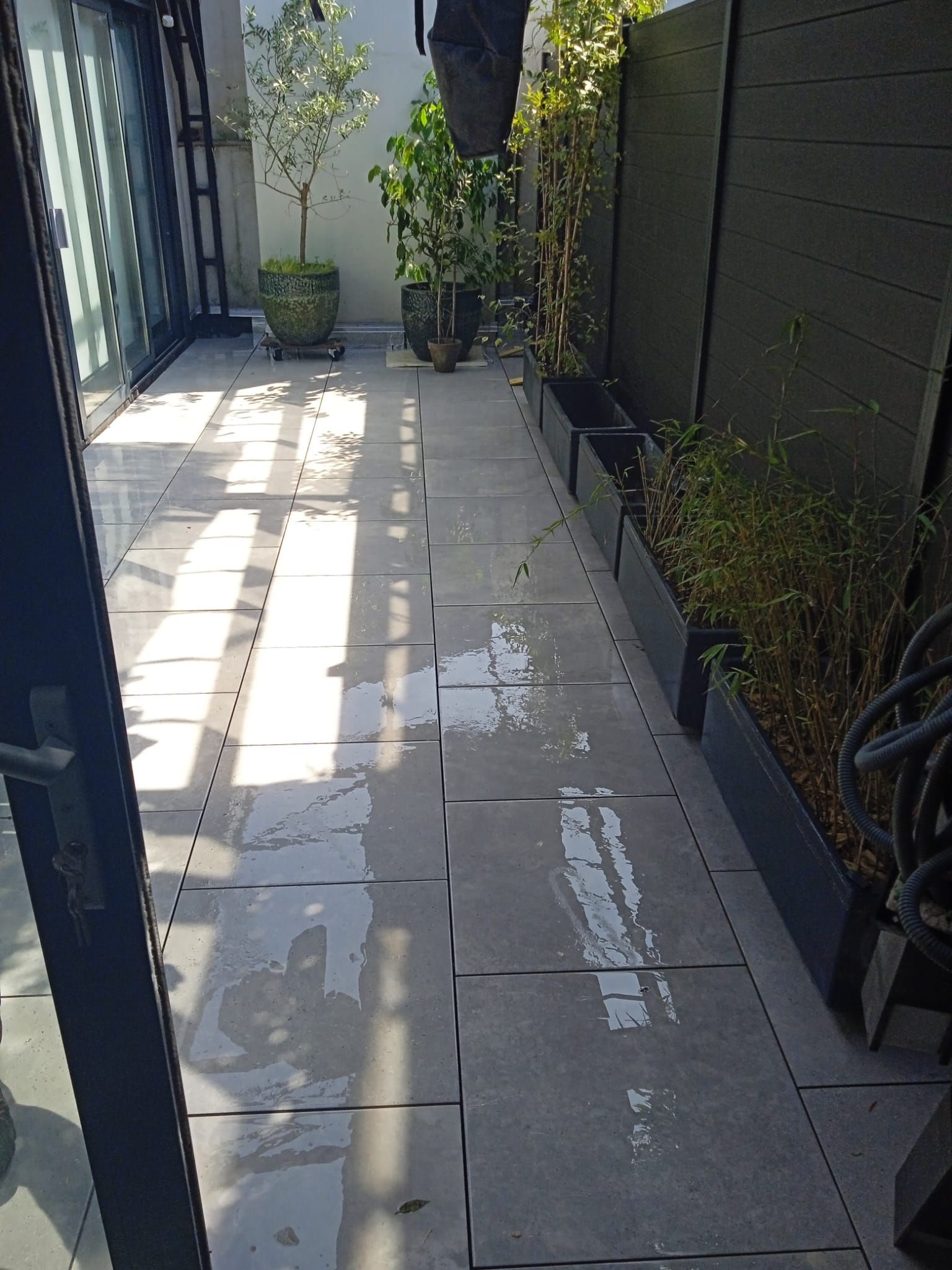 Terrasse en dalles sur plots après reprise d’étanchéité