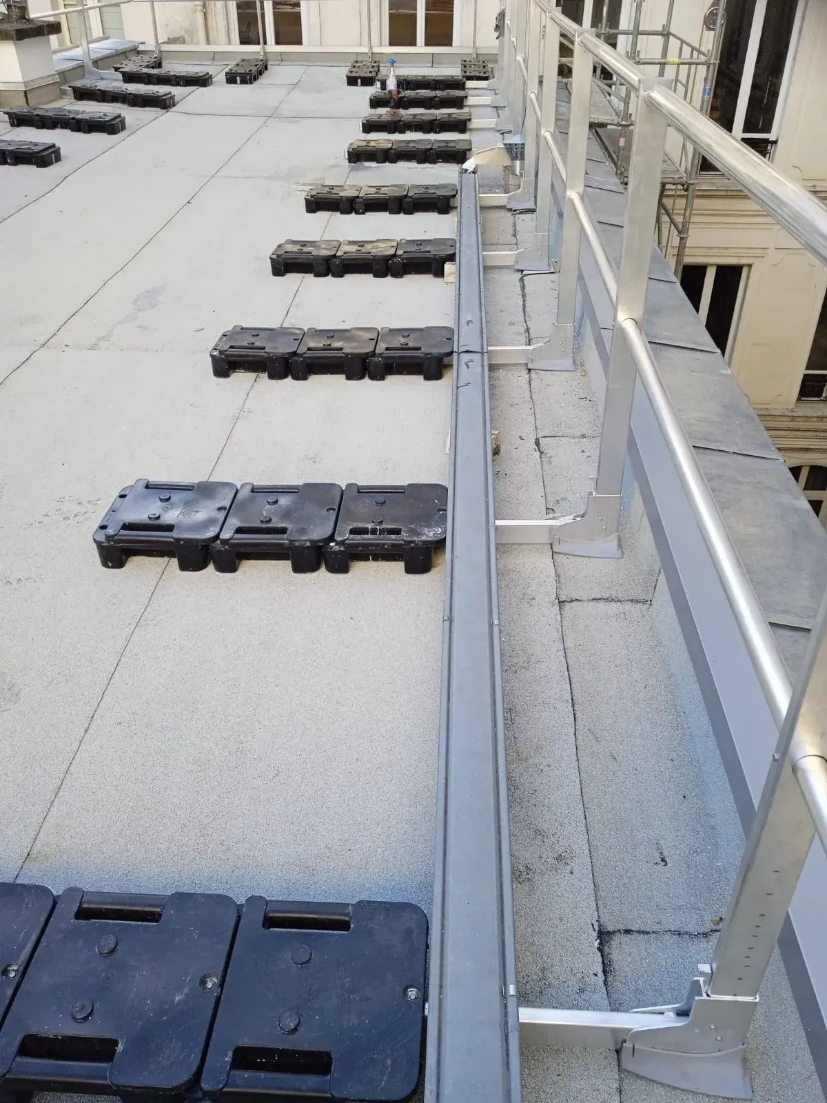 entablement/couvertines zinc posés – Paris 8e