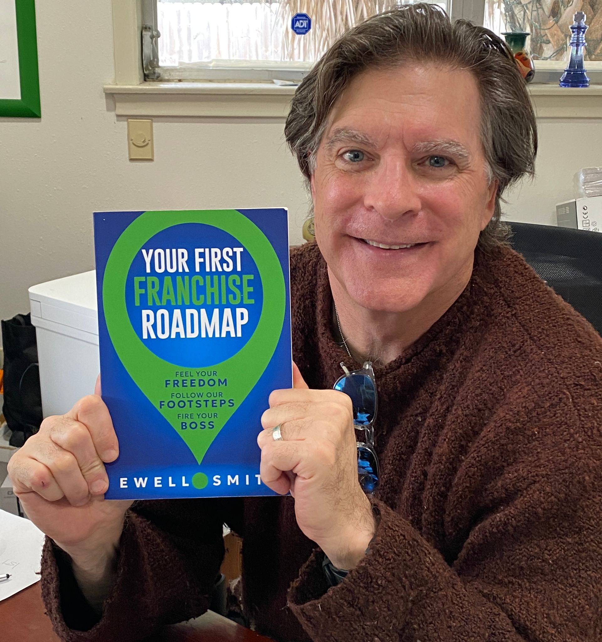 ewell-smith-authoer-your-first-franchise-roadmap