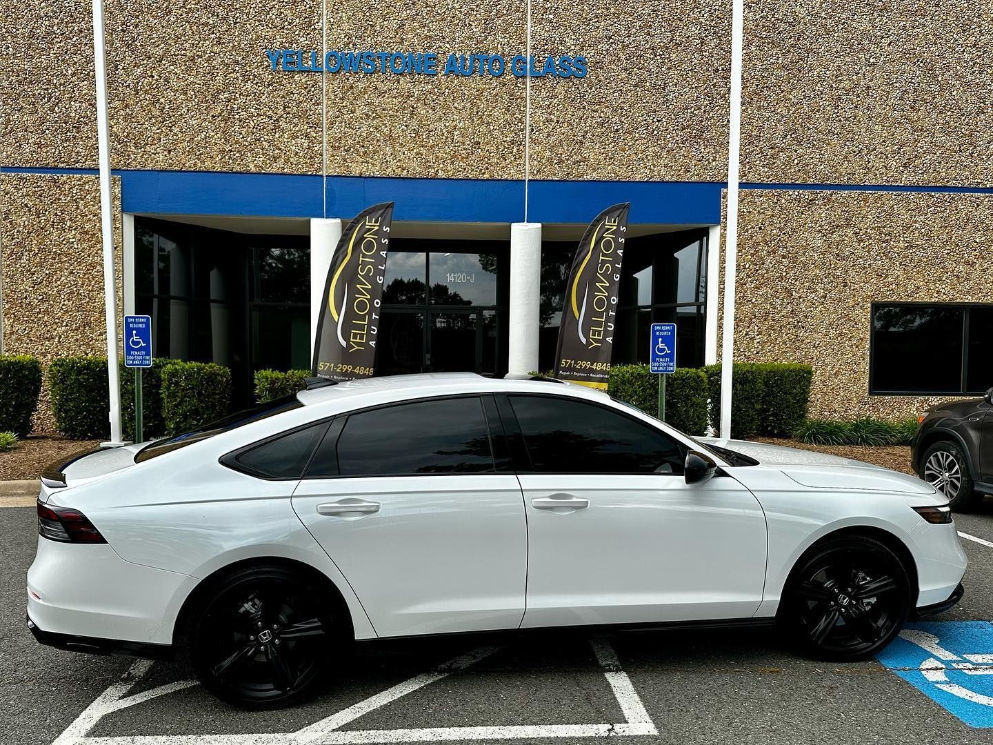 Honda Accord Windshield Replacement in Chantilly, VA