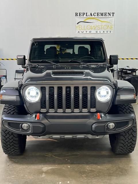 Certified Jeep Wrangler Windshield Replacement in Chantilly, VA