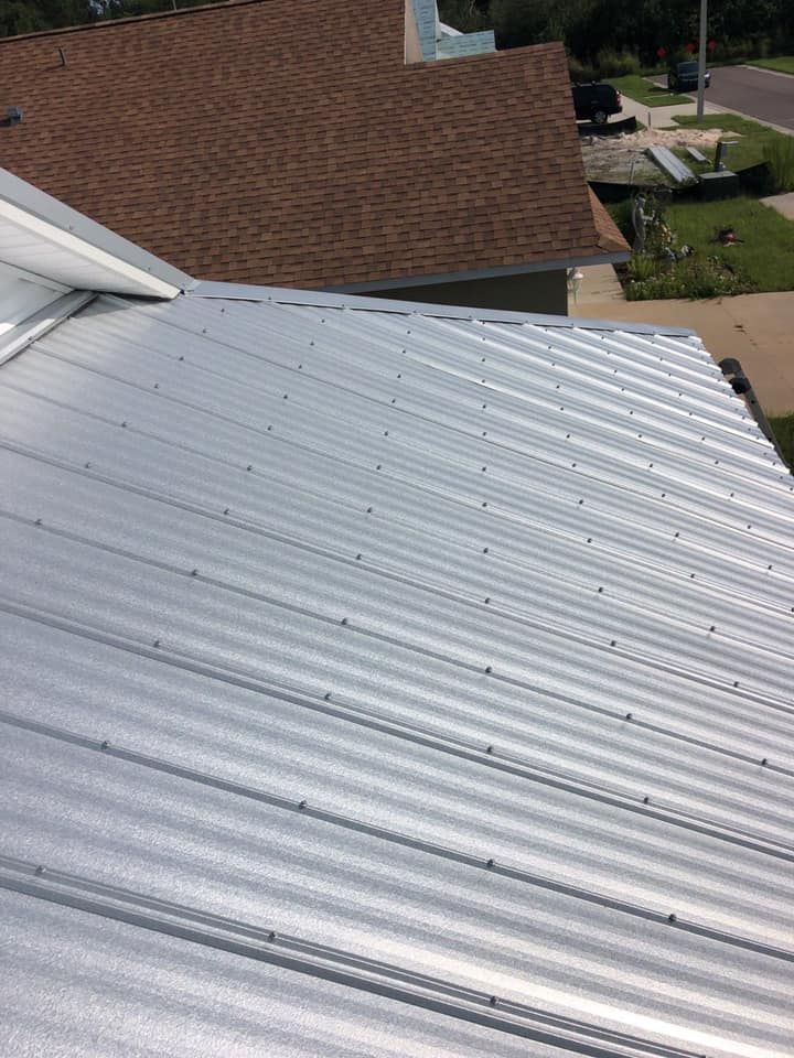 Residential metal roof installation in Dade City FL