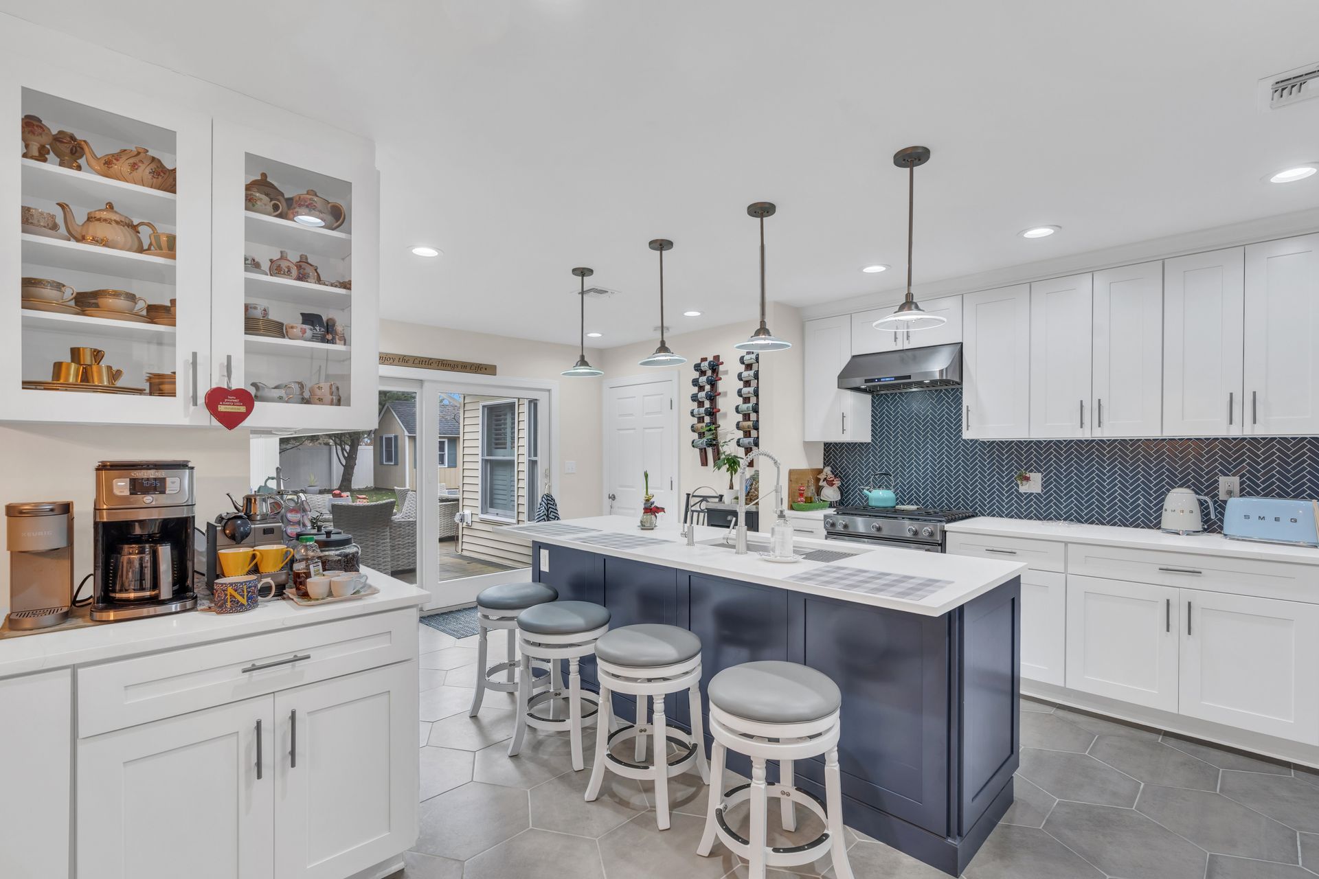 111 Poricy Dining — Rumson, NJ  — Gary Allen Industries 