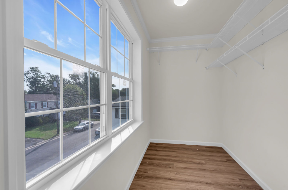 9 Dakota Avenue Window — Rumson, NJ  — Gary Allen Industries 