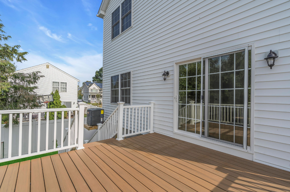 9 Dakota Avenue Outside Area — Rumson, NJ  — Gary Allen Industries 