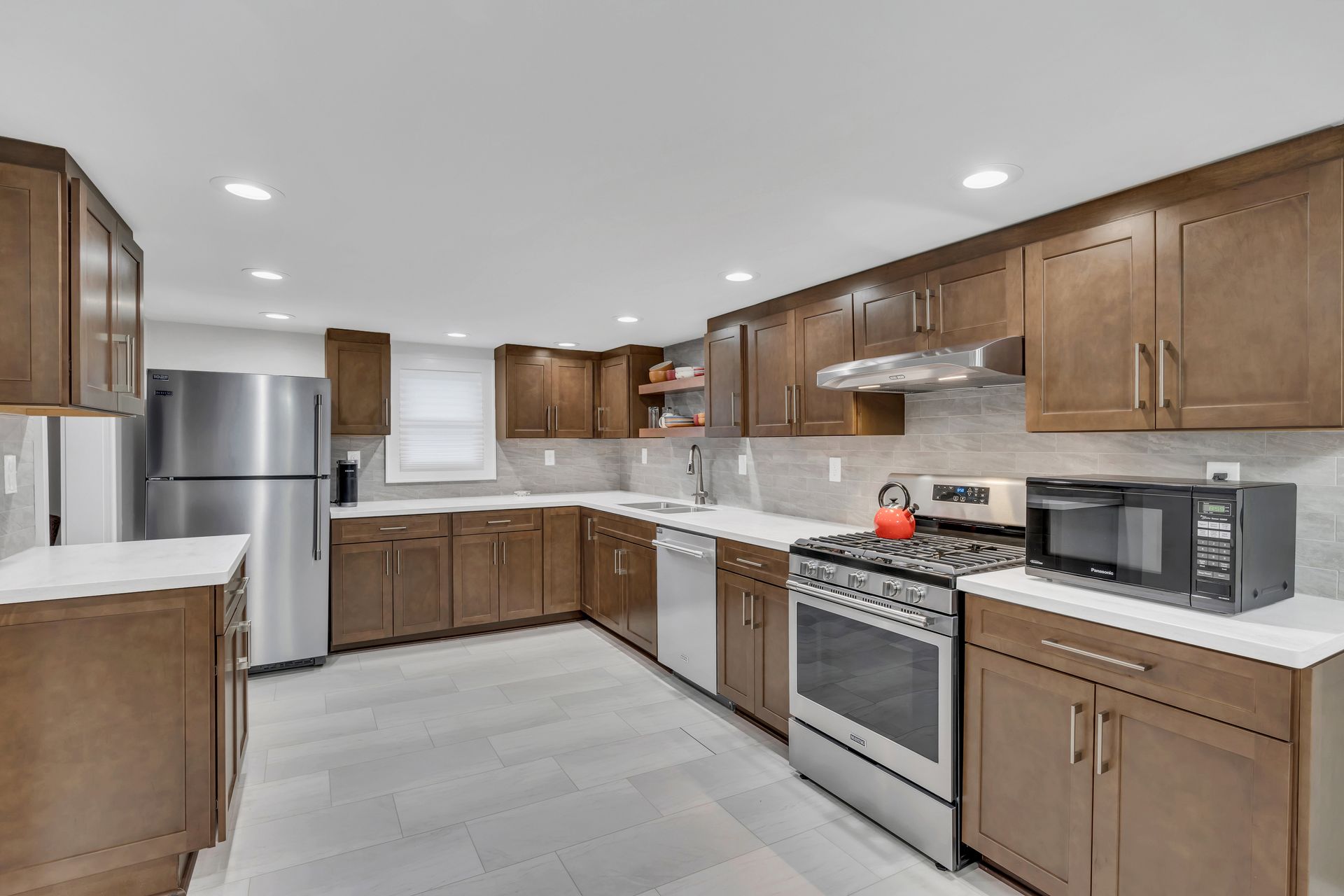 98 Newman Kitchen — Rumson, NJ  — Gary Allen Industries 