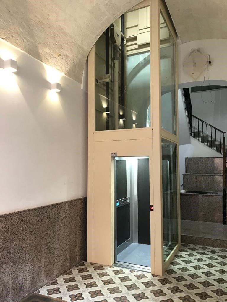 ascensore con cabina panoramica