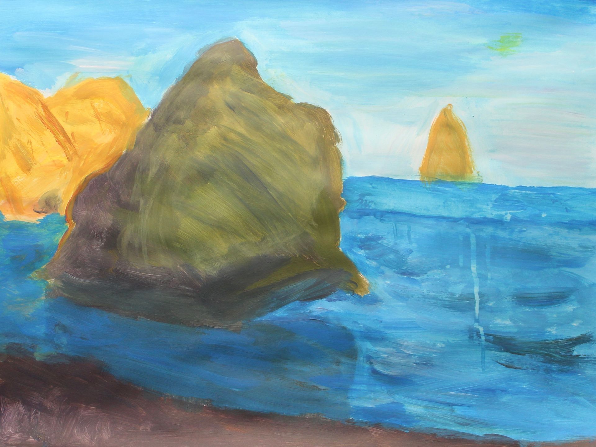 Een schilderij van een grote rots midden in de oceaan