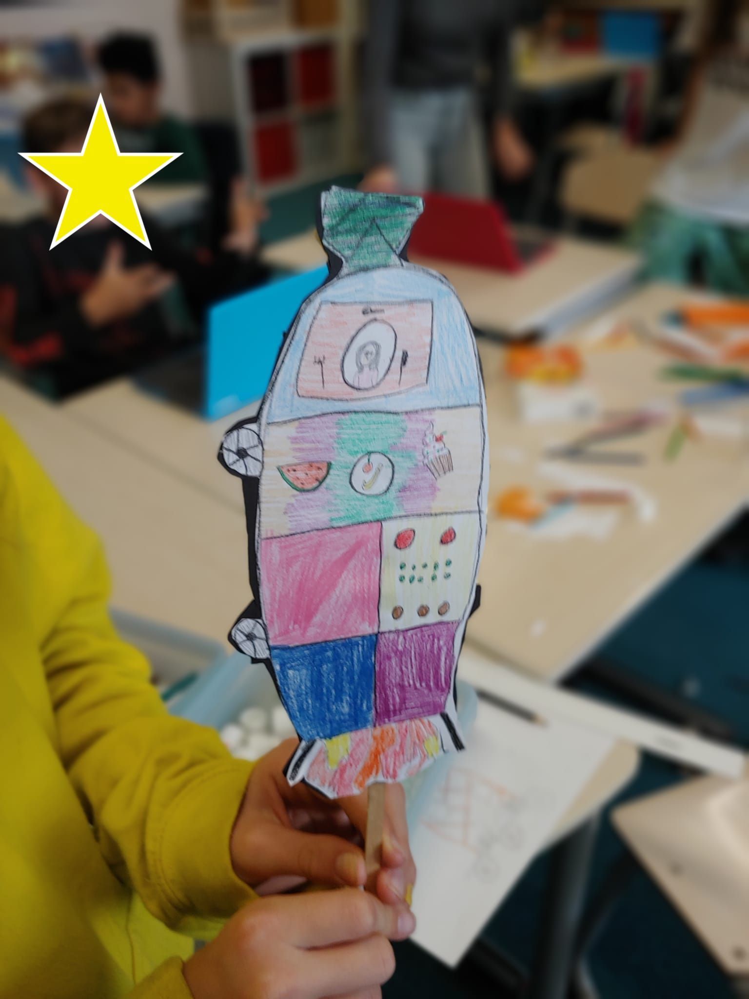 Een vervoersmiddel verzinnen en tekenen