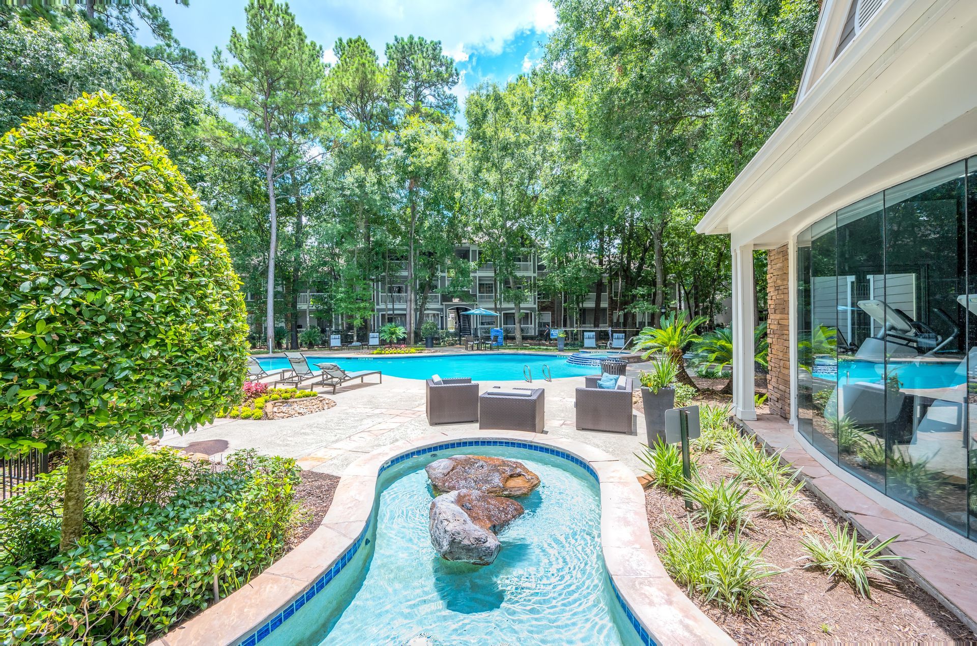 Swimming pool at Reserve at Kingwood in Kingwood, TX.