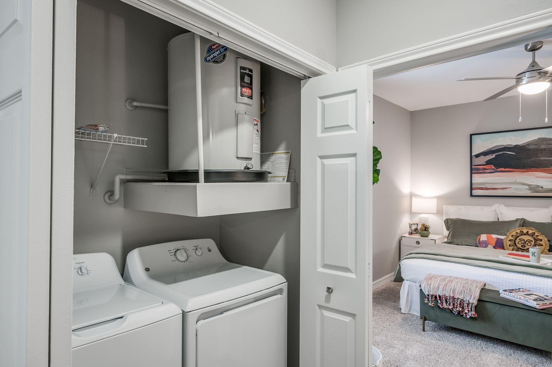 In-unit washer and dryer at Reserve at Kingwood in Kingwood, TX.