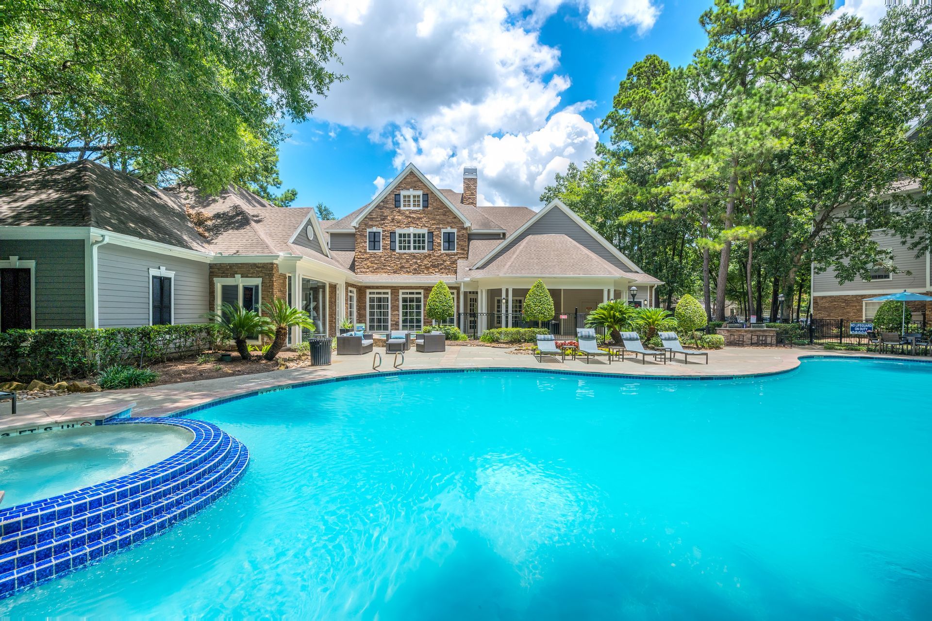 Swimming pool at Reserve at Kingwood in Kingwood, TX.