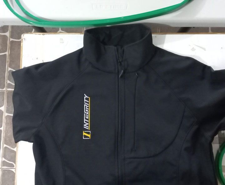 PLAYERAS Y CAMISAS RUELAS