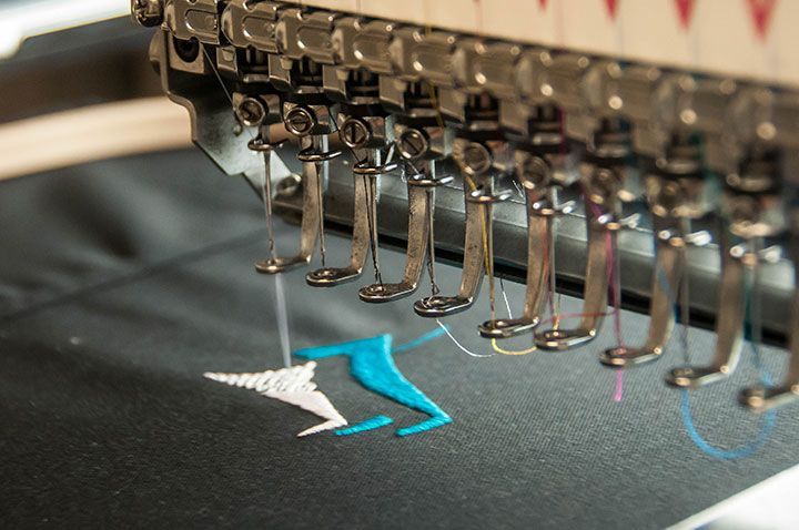 PLAYERAS Y CAMISAS RUELAS