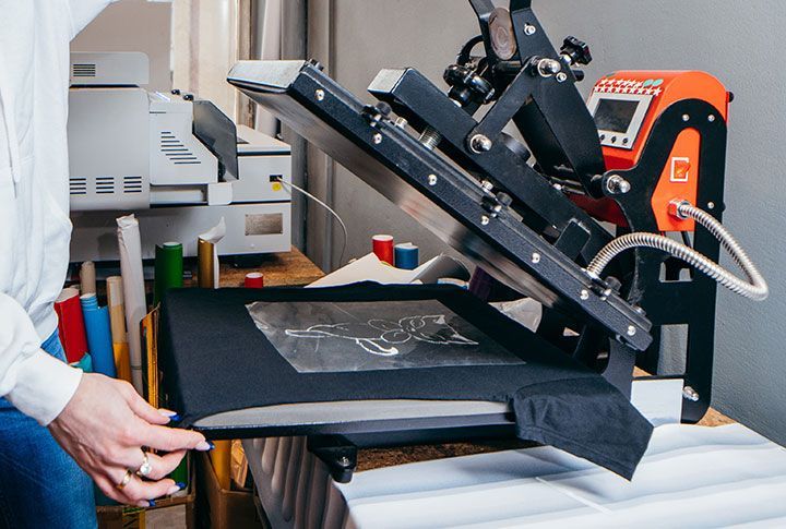 PLAYERAS Y CAMISAS RUELAS