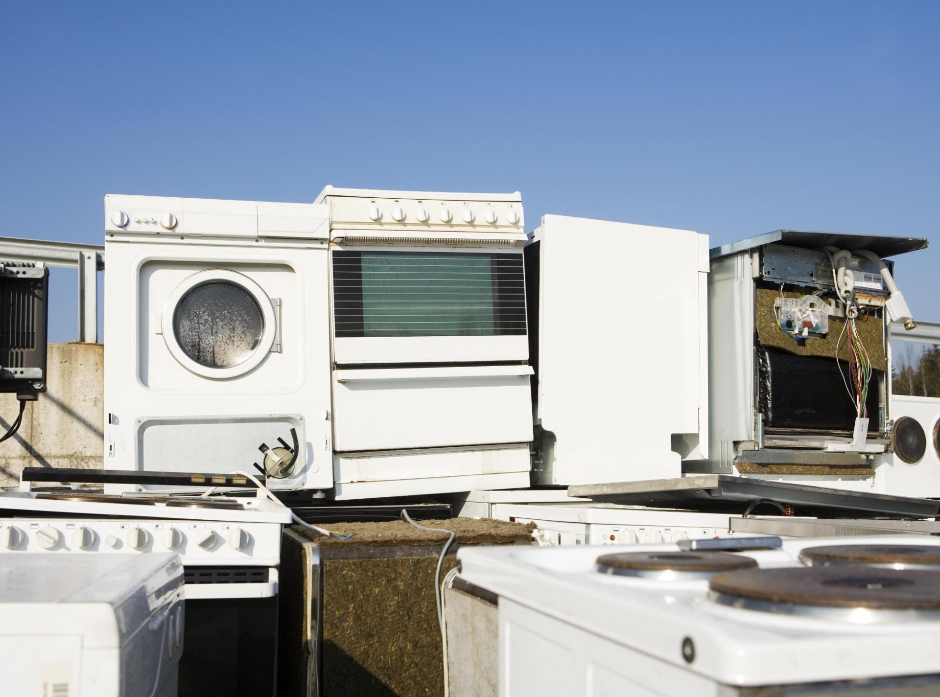 pile of old appliances