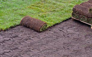 Bed for lawn turf