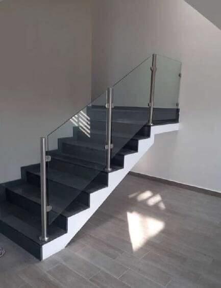 VIDRIO Y ALUMINIO MAHO - Escaleras VIDRIO Y ALUMINIO MAHO - Escaleras
